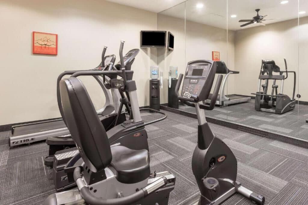 Chandler Promo 1Bd 1Ba Екстериор снимка