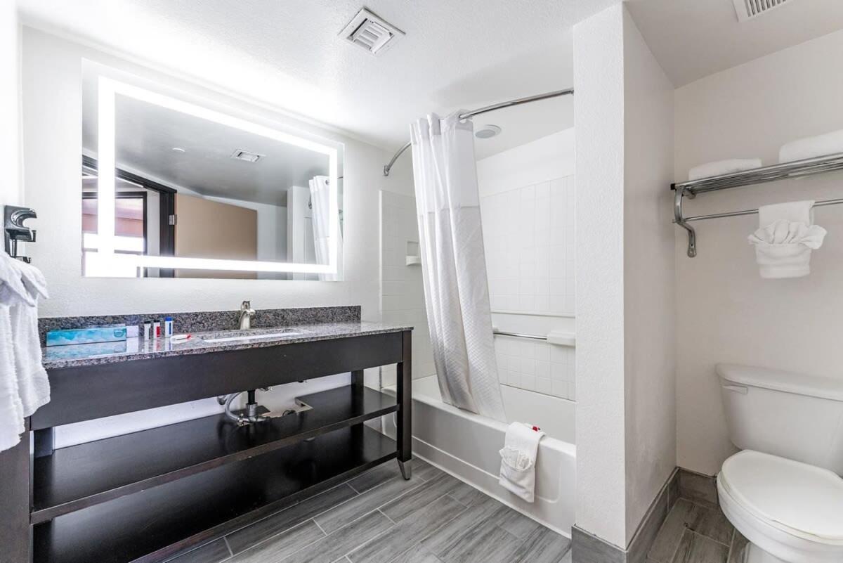 Chandler Promo 1Bd 1Ba Екстериор снимка